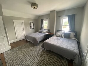 3 Schlafzimmer, Bügeleisen/Bügelbrett, kostenloses WLAN, Bettwäsche