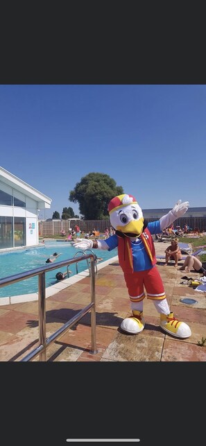 Piscine couverte, piscine extérieure