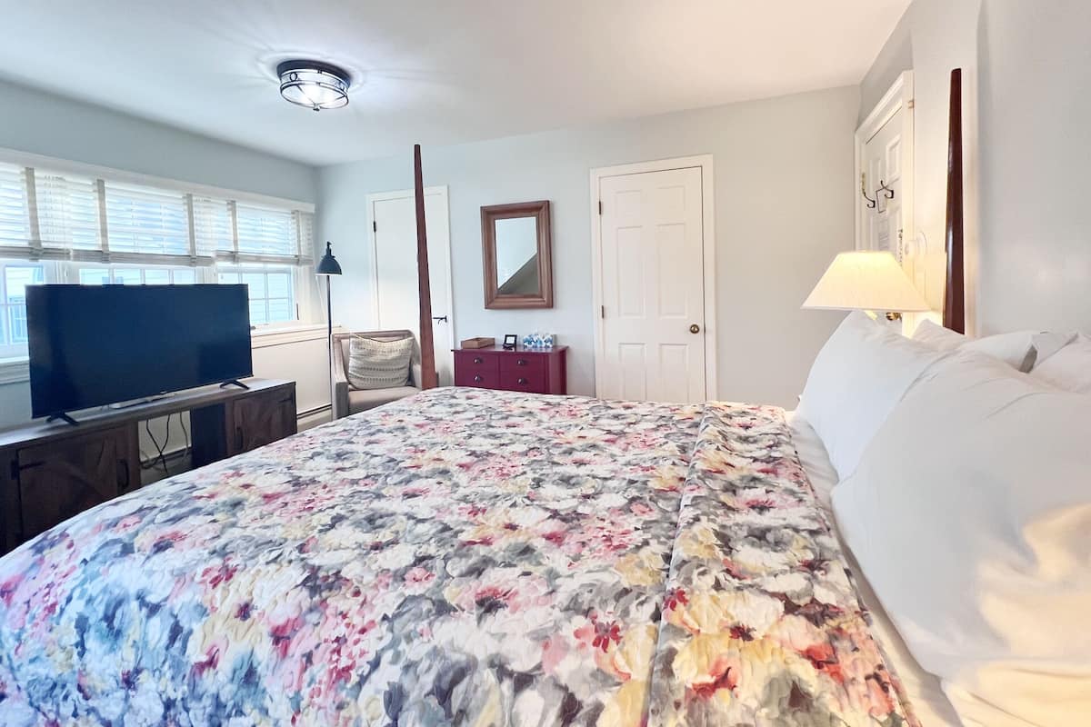 Basic Single Room | Tempur-Pedic beds, individually furnished, free WiFi, bed sheets