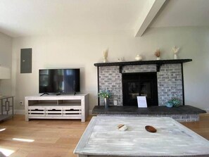 Interior - Mexico Point Farmhouse (Mexico)