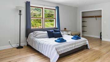 3 chambres, bureau, fer et planche à repasser, Wi-Fi gratuit