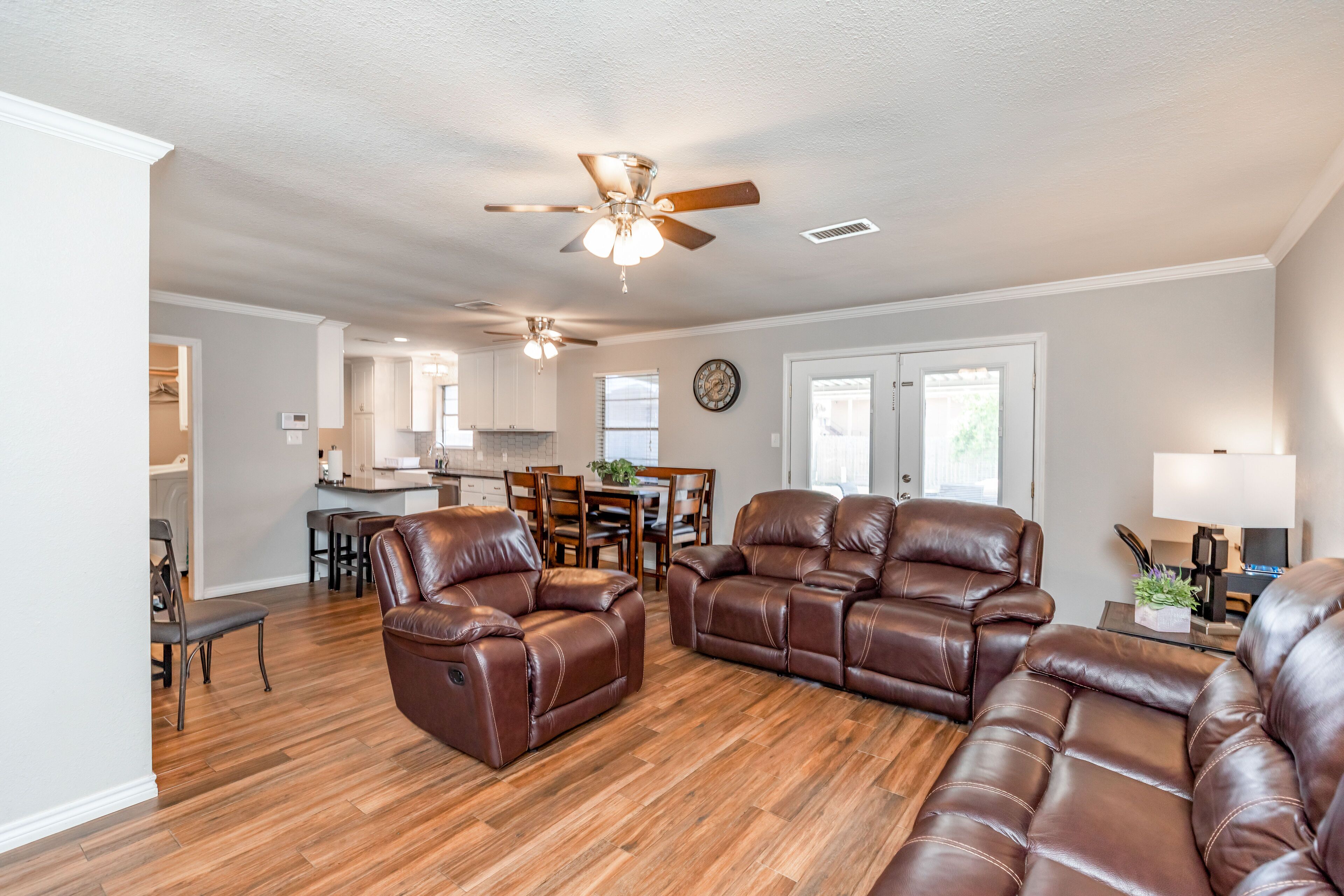 Lavish Living On 37 W/ Private Pool - Heated Pool Optional - Port Arthur, TX