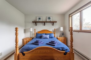 1 chambre, bureau, fer et planche à repasser, Wi-Fi gratuit