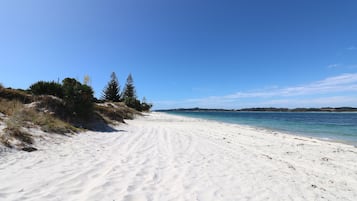 Vlak bij het strand