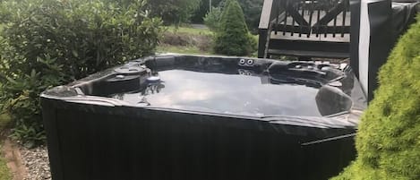 Baignoire à remous extérieure