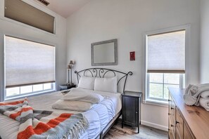 5 Schlafzimmer, Bügeleisen/Bügelbrett, Reisekinderbett, WLAN