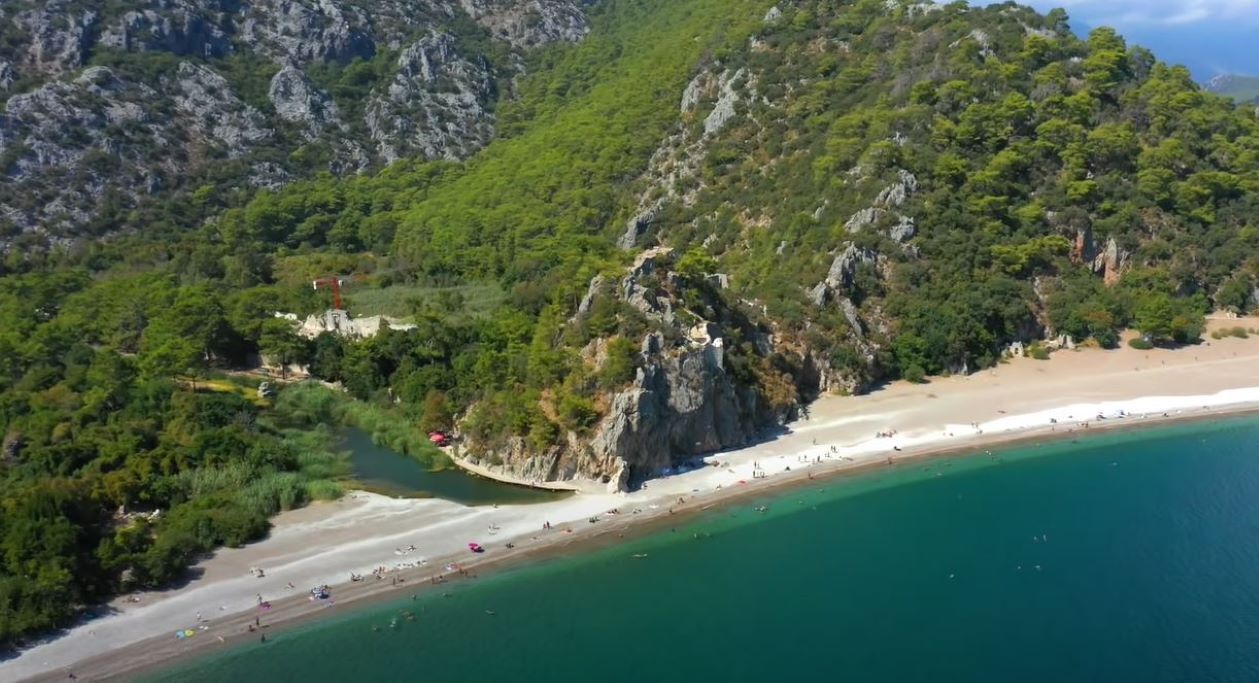Am Strand, Liegestühle, Strandtücher