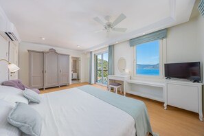 7 bedrooms, in-room safe, desk, iron/ironing board