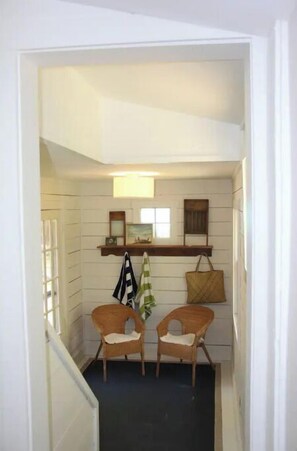 Interior - Newly rehabbed 3-bedroom Harbor Country cottage! (Harbert)