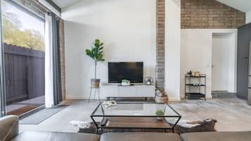 Smart-TV, Videospiele, Stereoanlage