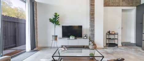 Smart-TV, Videospiele, Stereoanlage