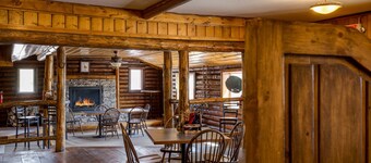 Snake River Roadhouse #3 Cutty's