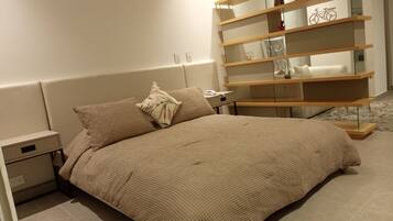 1 bedroom, desk, iron/ironing board, free WiFi