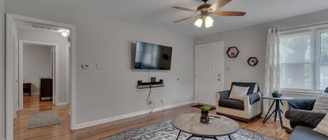 Een televisie en streamingdiensten