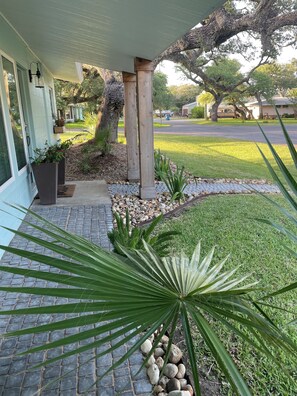 Exterior detail - Newly remodeled coastal cottage 3 blocks from the water! (Rockport)