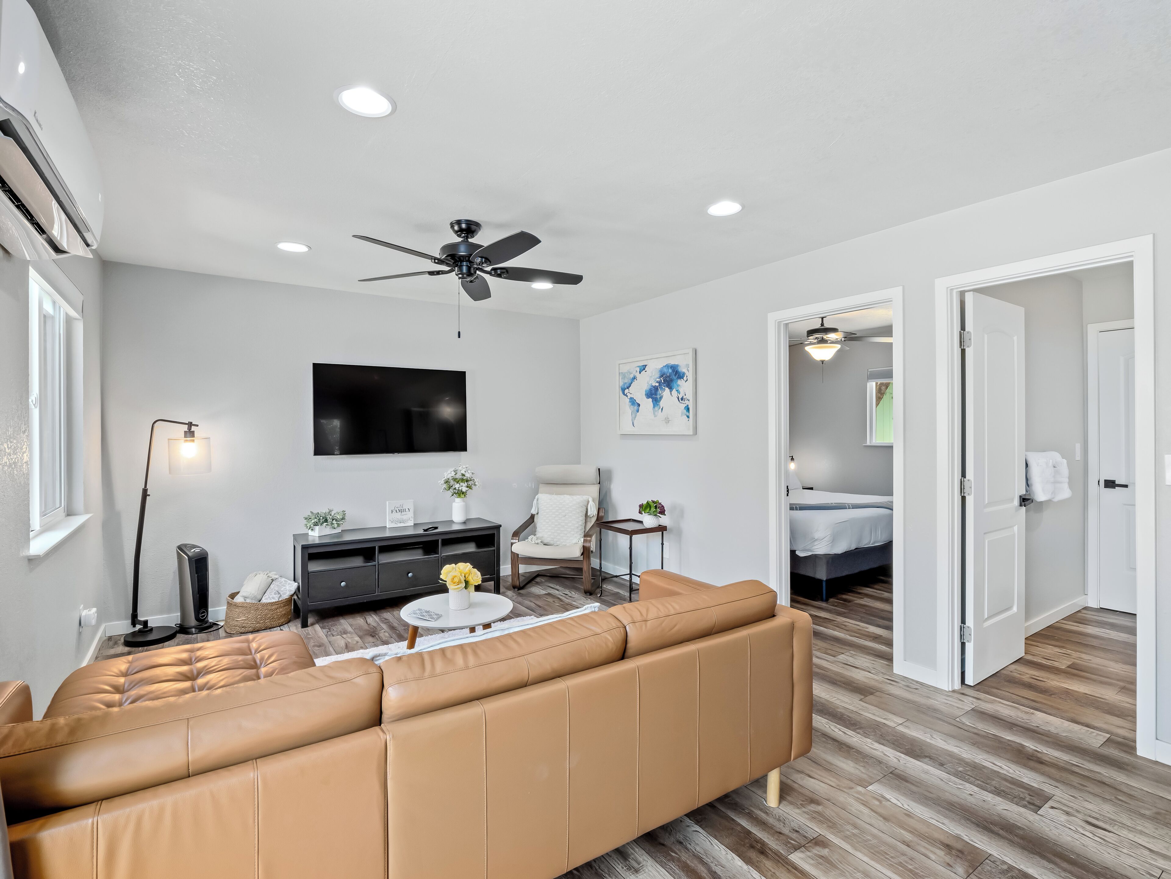 2 bedrooms, iron/ironing board, travel crib, free WiFi