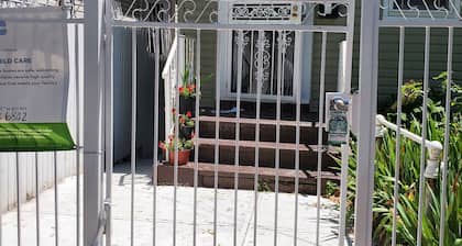 Cosy Studio in a Private home with private entrance and door