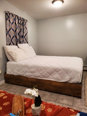In-room safe, desk, free WiFi, bed sheets