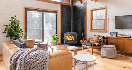 Cozy Catskills Chalet