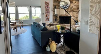 Charming Canyon Lake House with Spectacular Lake View