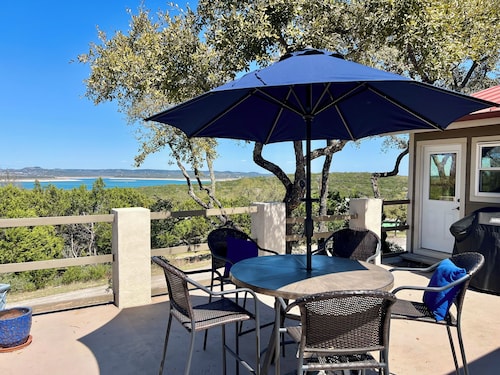 Charming Canyon Lake House Lake View