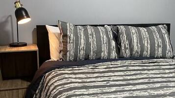 2 chambres, fer et planche Ă repasser, Wi-Fi gratuit, draps fournis