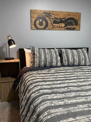 2 chambres, fer et planche à repasser, Wi-Fi gratuit, draps fournis