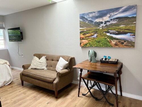 Cozy, modern suite in the heart of Loveland Colorado.