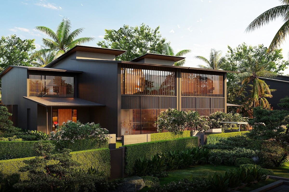 Free minibar, in-room safe, desk, blackout drapes