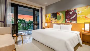 Free minibar, in-room safe, desk, blackout curtains
