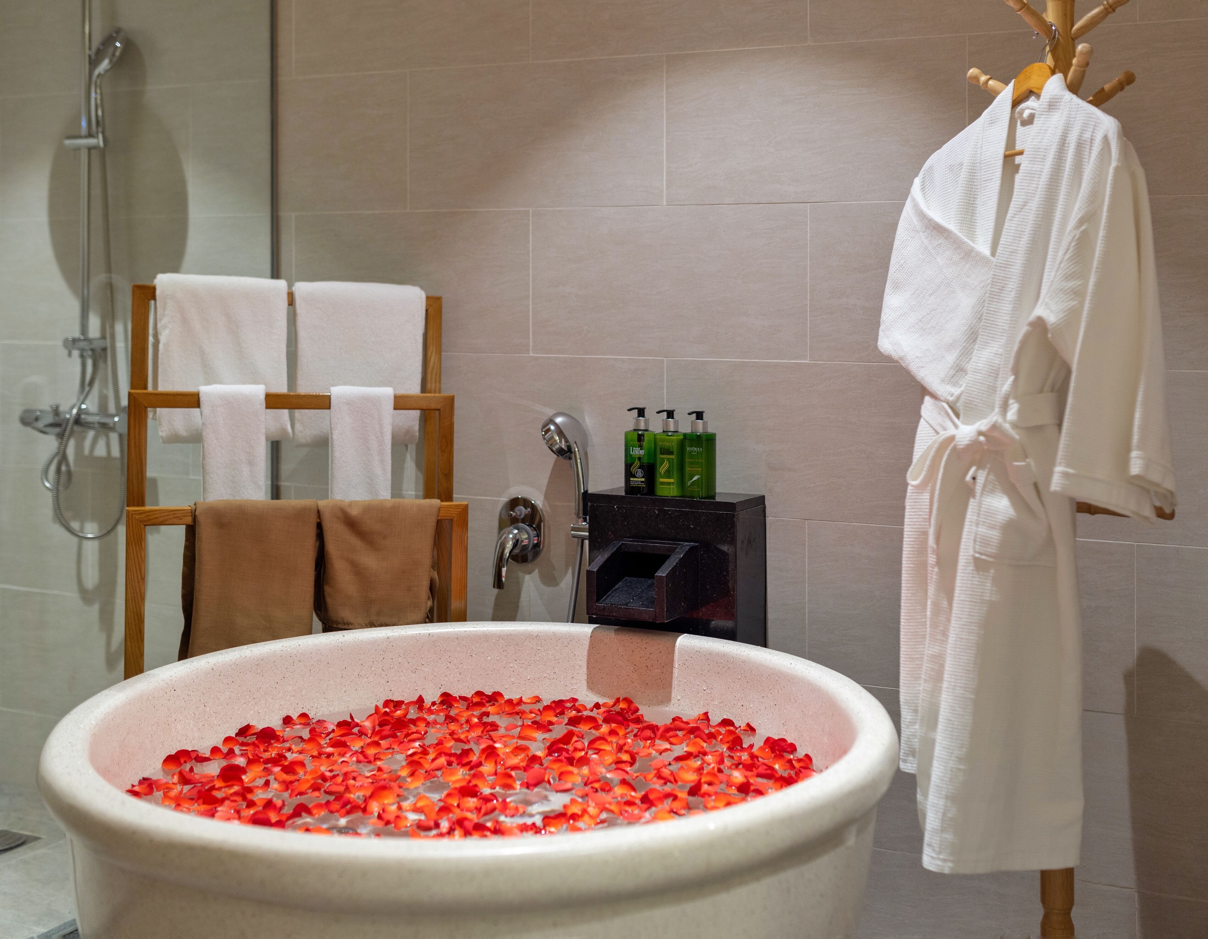 Hot stone massages, facials
