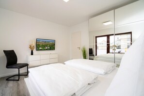 2 slaapkamers, een strijkplank/strijkijzer, wifi