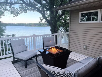 Maple Haven :: Modern, year round home on Maple Lake in Mentor, MN