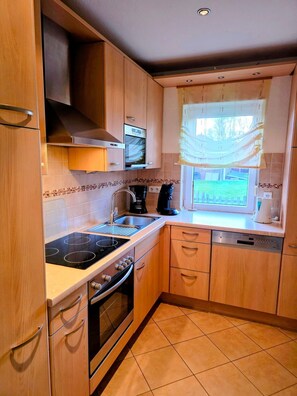 Microwave, oven, dishwasher