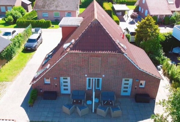 Imagen sin descripción, 1 de 9, botón