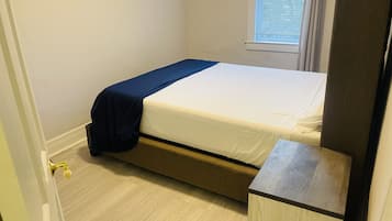 2 bedrooms, desk, free WiFi, bed sheets