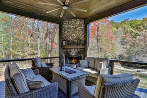 Property grounds - FightingTown Escape | Blue Ridge, GA (McCaysville)