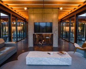 Smart TV, fireplace, stereo, computer monitors