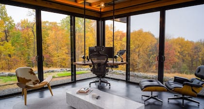 Modern Glass House with Pool & Catskill views in Hudson Valley