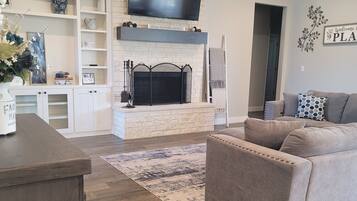 TV connectée, cheminée