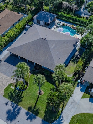 Exterior - Elegant 4BR Pool Home + Guest House | Walk to Beach (Naples)