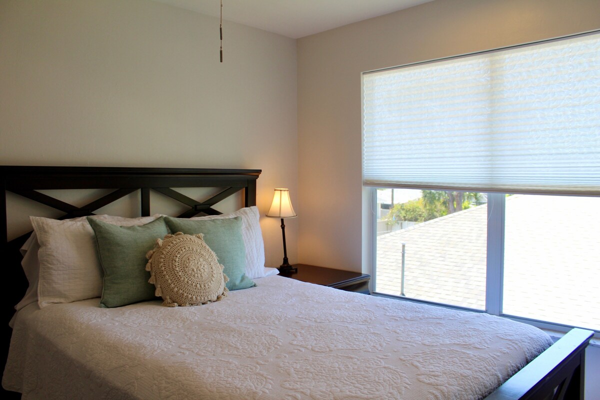 Photo 31 of Spacious 2-Story Villa with Pool & Putting Green