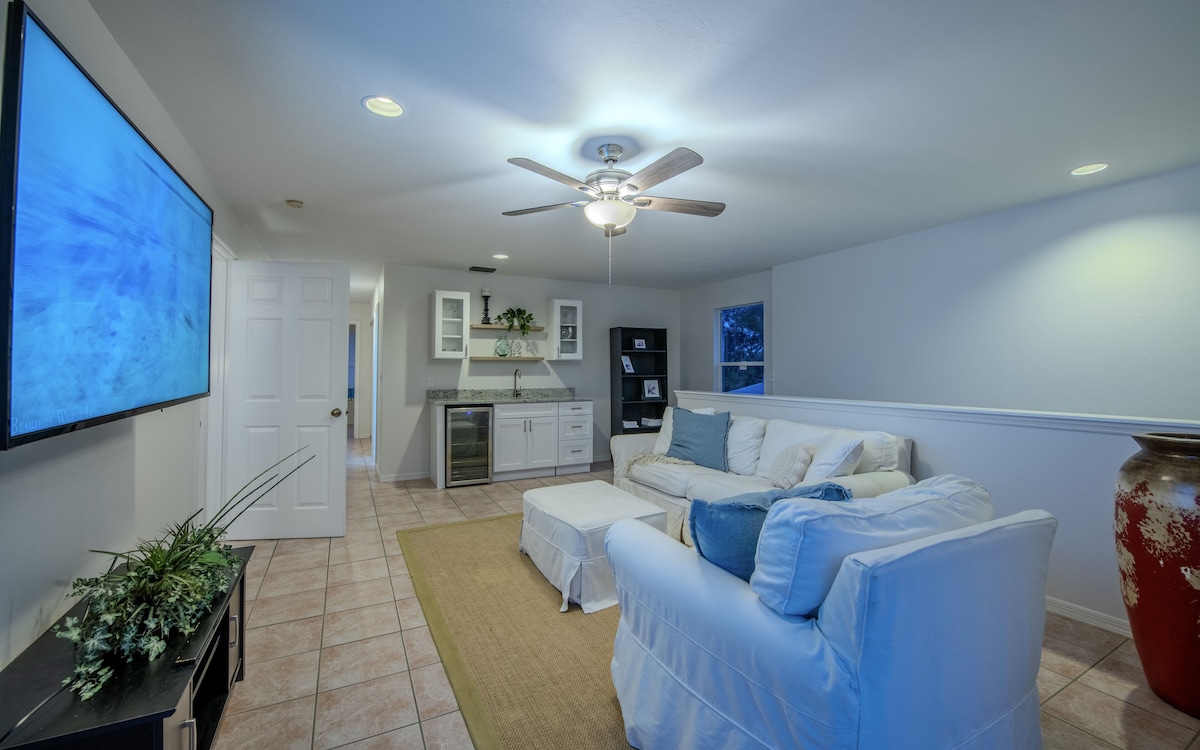 Photo 19 of Spacious 2-Story Villa with Pool & Putting Green