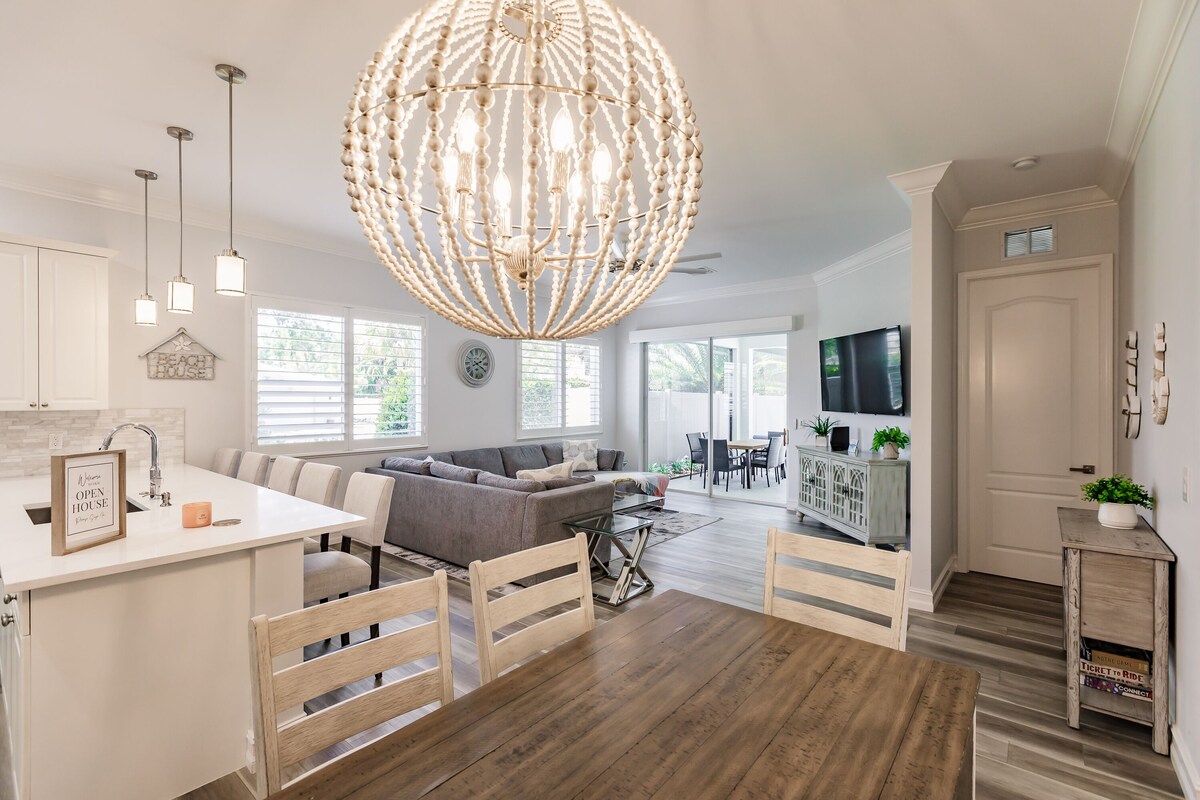 Photo 19 of 4 Bedroom Beach House with Heated Saltwater Pool