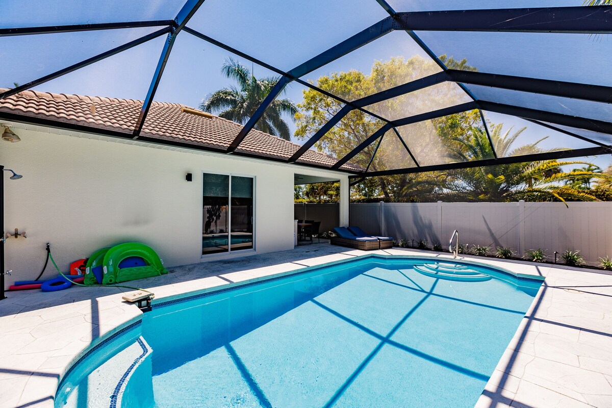 Photo 4 of 4 Bedroom Beach House with Heated Saltwater Pool
