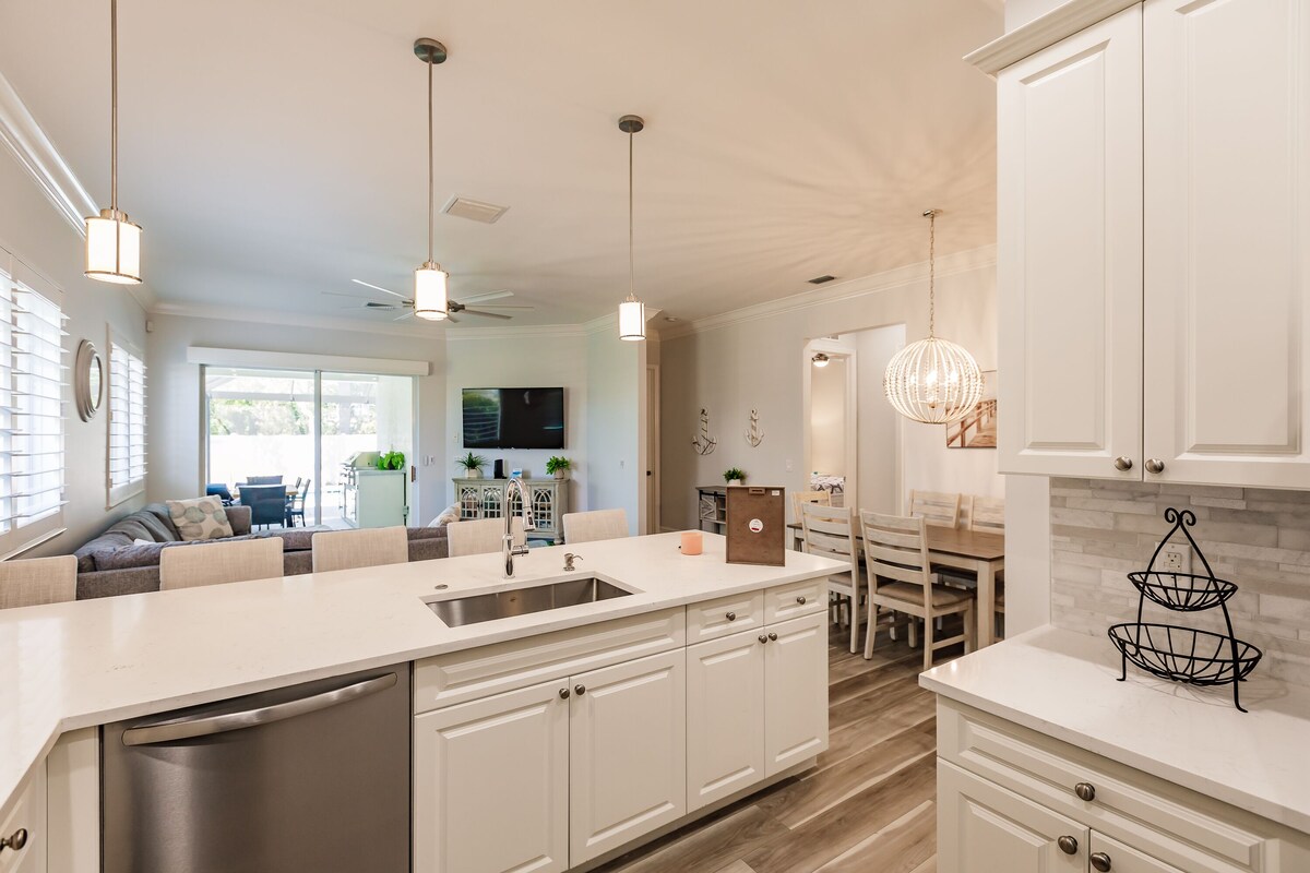 Photo 17 of 4 Bedroom Beach House with Heated Saltwater Pool