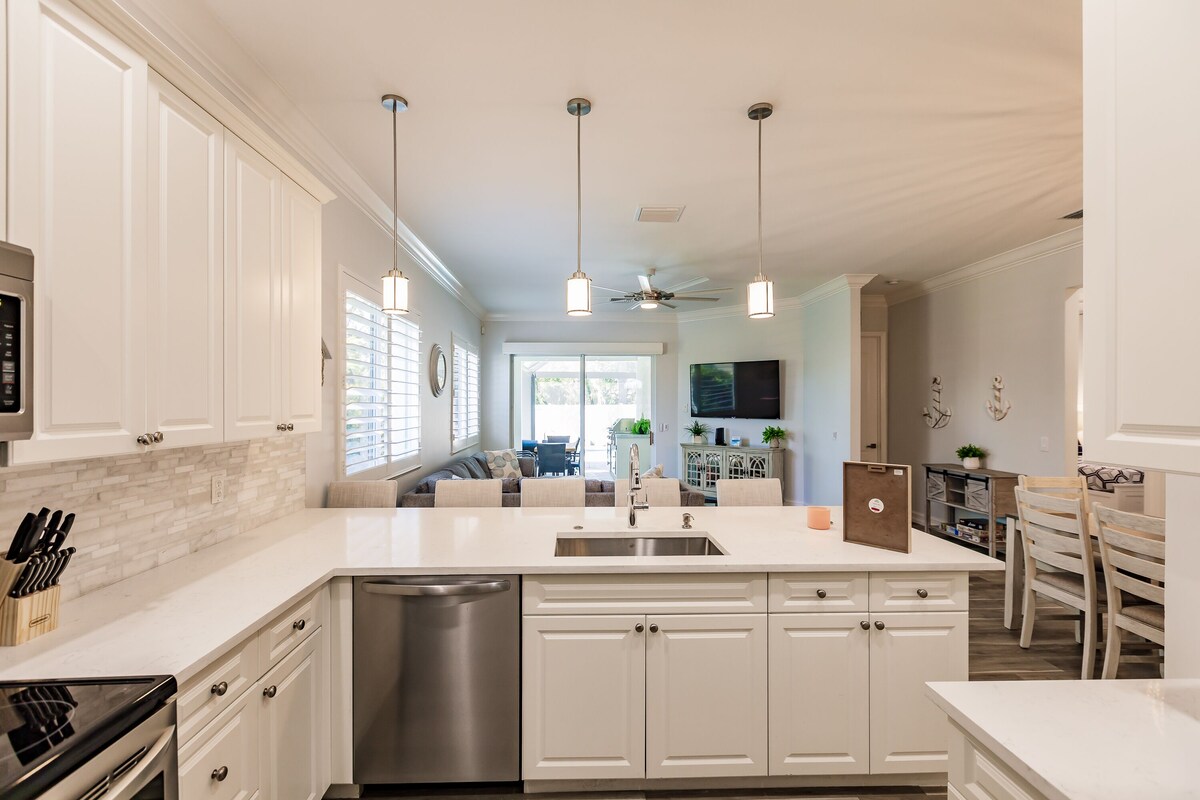 Photo 16 of 4 Bedroom Beach House with Heated Saltwater Pool