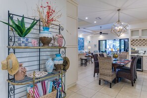 Dining - Family Retreat 4BR w/ Pool & Spa in North Naples (Naples)