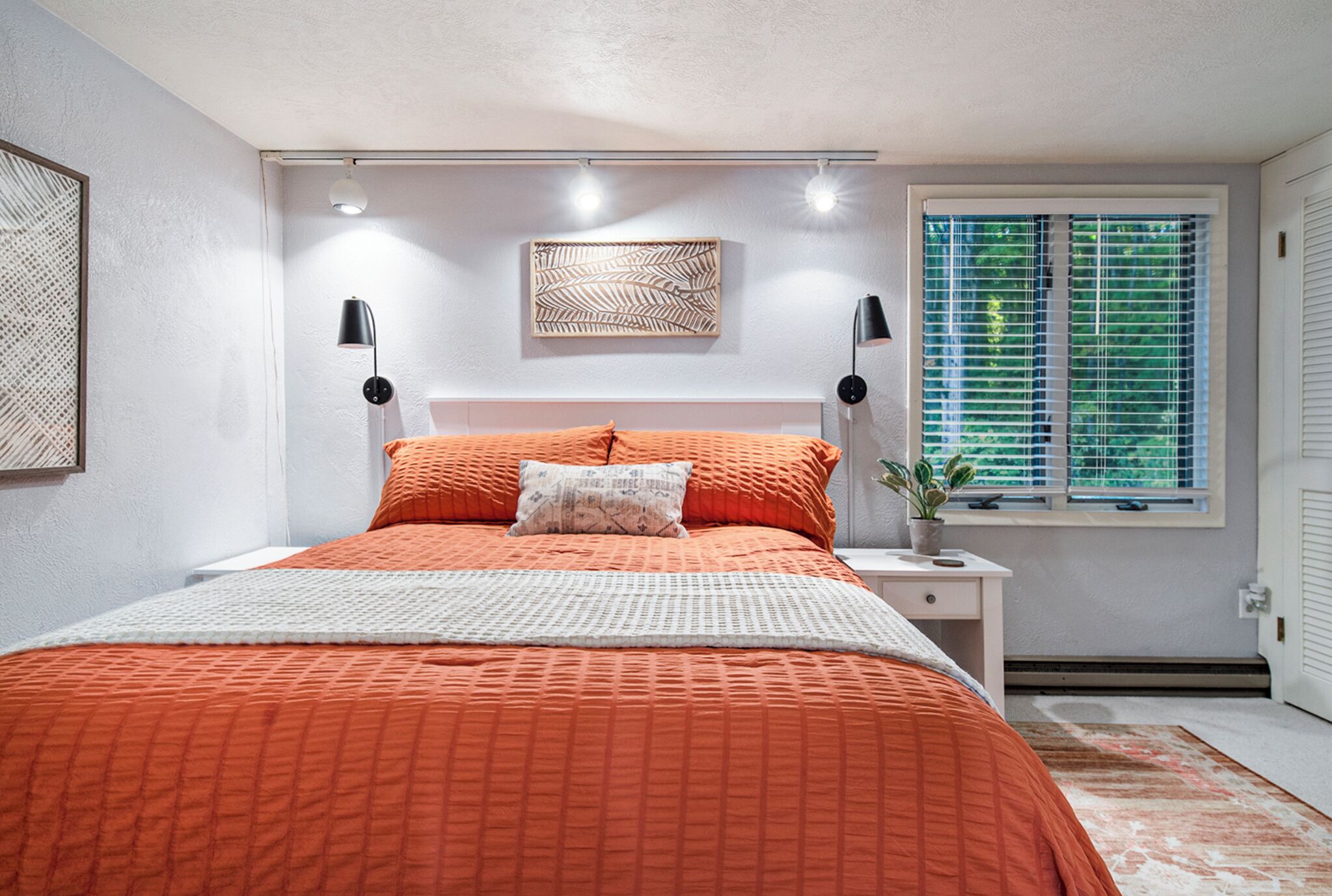 3 dormitorios, tabla de planchar con plancha, wifi gratis y ropa de cama