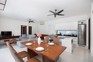 Deluxe Villa | In-room dining - Miami-Style 2BR Pool Villa Janine Kamala (Kamala)